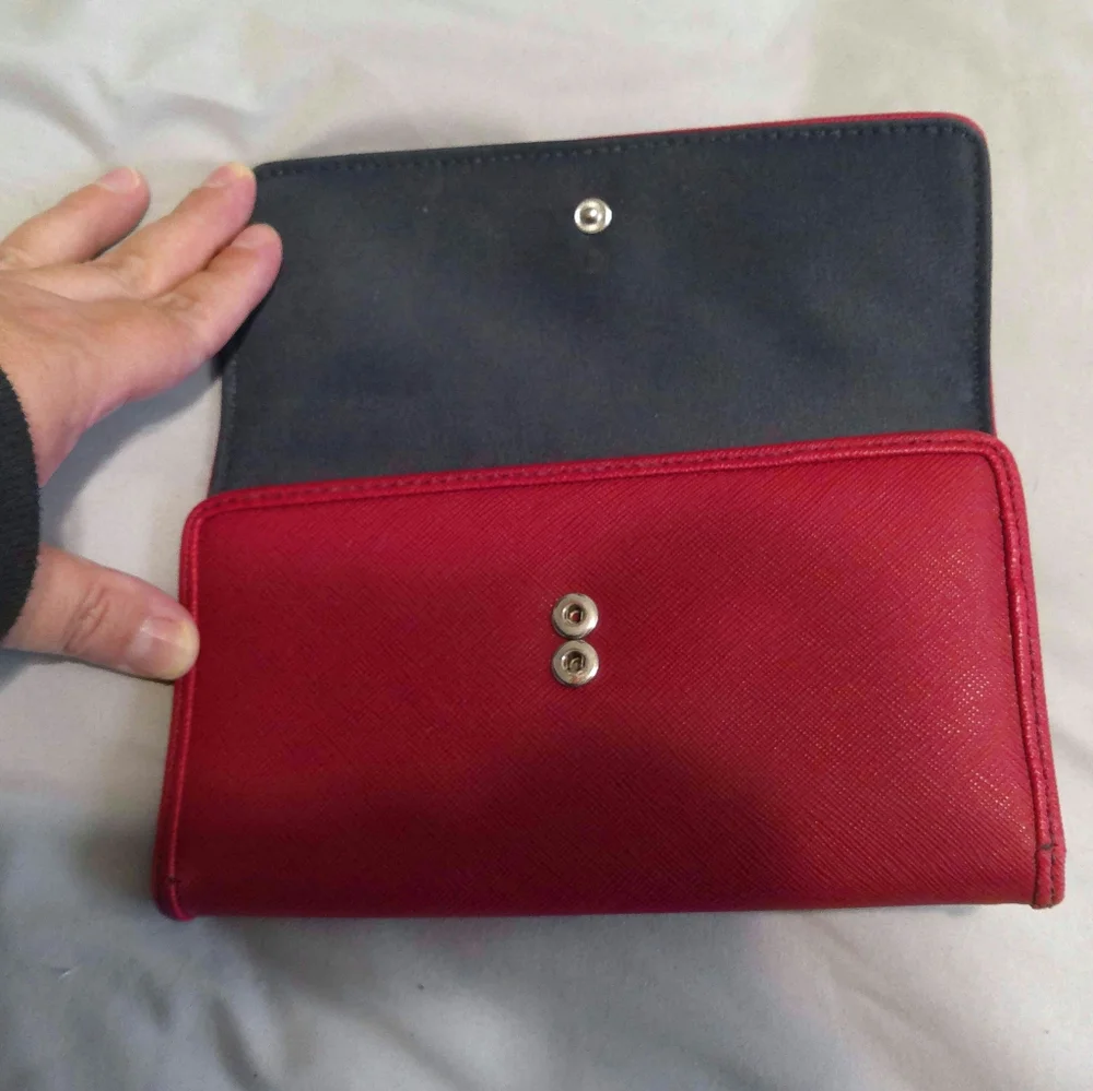 TOMMY HILFIGER WALLET - Picture 2 of 5